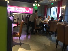 大堂-易老头三样菜(南滨路总店)