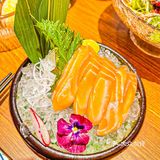更是国民日料，是全国十大日料品牌！