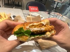 -必胜客(远大路店)