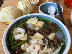 -金莹丸子汤清真(朝外SOHO店)