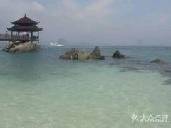 -蜈支洲岛珊瑚酒店临海阁中餐厅