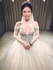 -GRACE KELLY婚纱与礼服(北京店)