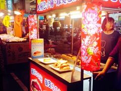 -六合夜市