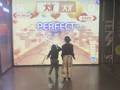 -极限PLAY运动娱乐新世界·团建派对表演休闲馆·室内高空游乐园