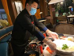 -沪小胖小龙虾(淮海中路旗舰店)