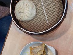 吸管蟹黄包-蒋家桥饺面店(东关街店)