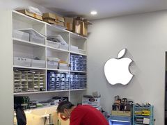 -修卜凡二手严选店·手机维修·回收租赁(川沙地铁站店)