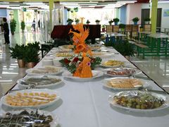 -上海市民办金苹果学校