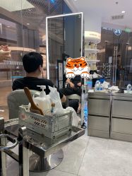 -PE SALON