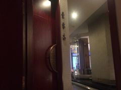 -八府香鸭·啫啫煲(华山路店)