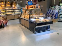 面包甜点陈列柜-盒马鲜生(龙德广场店)