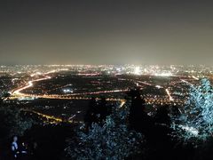 -鬼笑石后山停车场