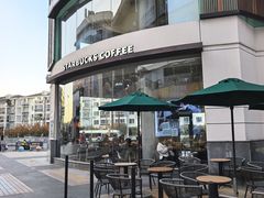 -星巴克(上海松江开元北入口店)