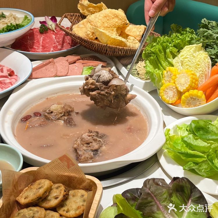 尝一碗秋冬九孔莲藕排骨汤