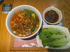 泡椒鸡杂米粉-呷佬·长沙手工米粉(金沙江路店)