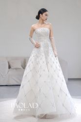 -南京宝娜嫁衣婚纱礼服馆(中央路店)