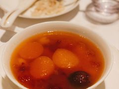 红莲木瓜炖桃胶-金轩中餐厅 Jin Xuan(浦东丽思卡尔顿酒店)
