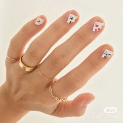 -Pink You美甲洗眉纹绣定制中心