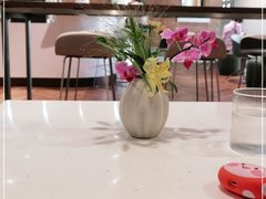 -潮一不贰·法式甜品·生日蛋糕·西式简餐(外滩店)