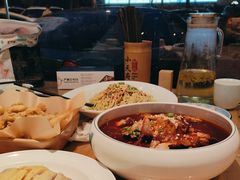 -严记小天府酸菜鱼(西四路店)