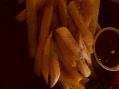 -MARU玛露音乐餐厅(大学路店)