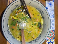 -芸南道·过桥米线(昆明老街旗舰店)