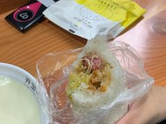 -弄堂咪道-饭香·面香·馄饨香(兴梅店)