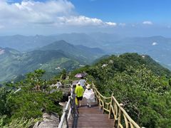 -罗田薄刀峰风景区