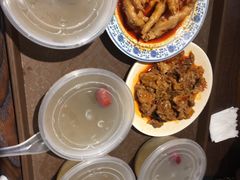 绿豆汤-爆炸头阿姨小四川正宗川味小吃(无任何分店)