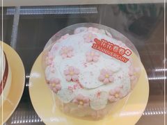 -花花卷卷·鲜食蛋糕(静安久光百货店)