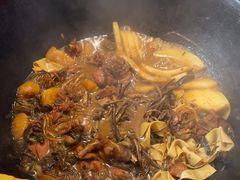 -黑土风情铁锅炖(兴业路店)