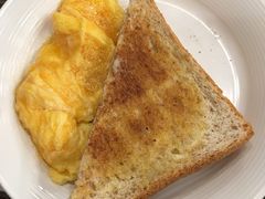 鲜牛油麦包厚多士-旺记冰室(九龙中心大厦店)