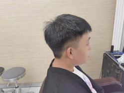 -朗峰专业美发沙龙