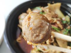 -愉肴麻辣香锅(中北镇店)
