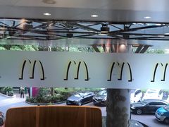 -麦当劳(国际大厦店)