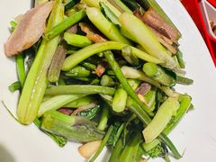 -黄泥岗·地道湖北菜(奥特莱斯店)