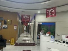 -雅悦齿科(顾村公园店)