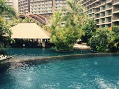 -三亚湾海居铂尔曼度假酒店