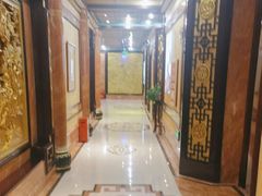 -皇宫大酒店