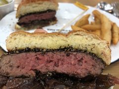 -HELLO 27 意面·沙拉·帕尼尼