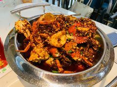 -凤凰路何眼镜香辣蟹(花果园店)