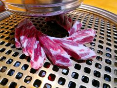 极品牛肋条-唯成•韩国炭火烤肉 유성고기