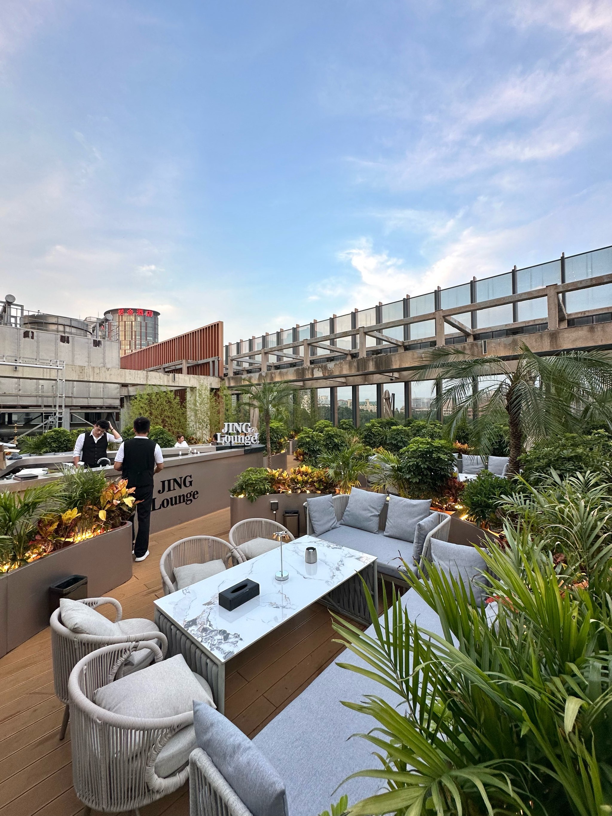 北京新开空中花园露台酒吧!好chill!