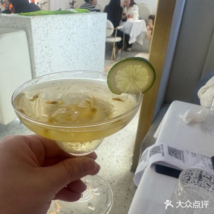 😻被这家猫咪主题餐厅辣哭,但我还想再来!