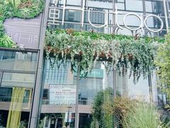 -临界音乐酒馆·小龙虾·江湖菜(华熙LIVE·鱼洞店)