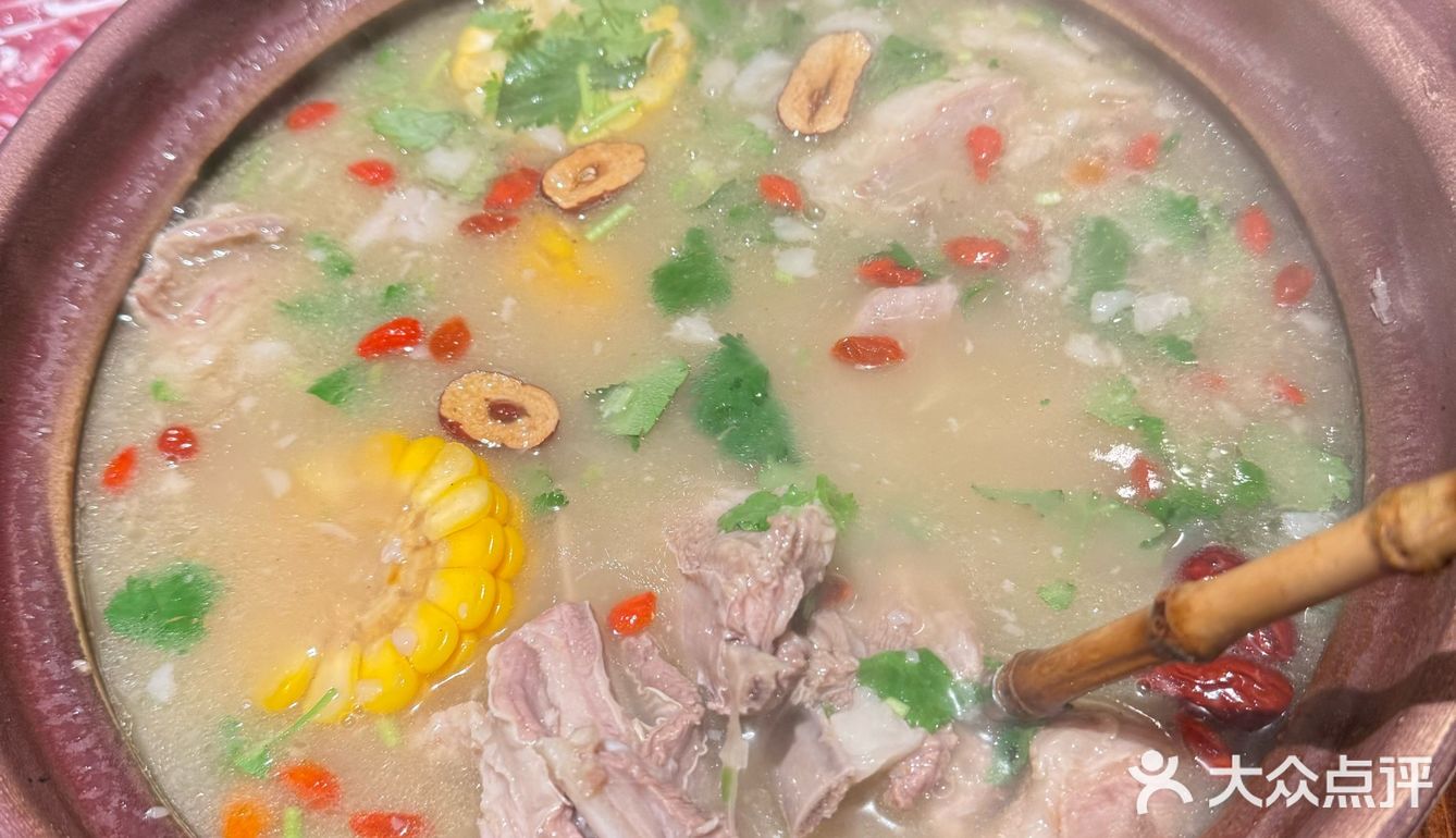 跟着“跑男”来的，这口羊排🍲我还要吃N次💯