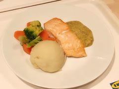 三文鱼沙拉配豆子-宜家·瑞典风味餐厅(天津东丽商场店)