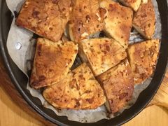 料理烤特色火烧-老东镇啤酒屋海鲜加工·蒸汽海鲜·海鲜烧烤(台东店)