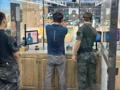 -都市枪神实弹射击俱乐部