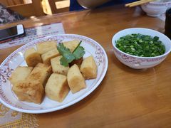 -正宗普宁豆干坊·洪记砂锅粥(红领巾路店)